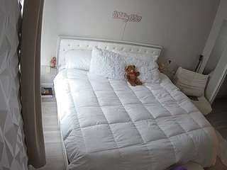 voyeurcam-whitneyoc-01