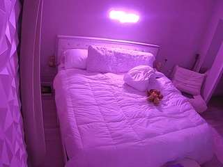 voyeurcam-whitneyoc-01