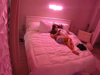 voyeurcam-whitneyoc-01