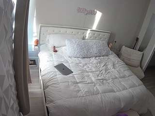 voyeurcam-whitne... Live Webcam on CamSoda