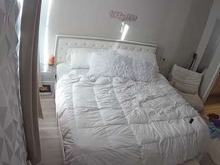 voyeurcam-whitneyoc-01