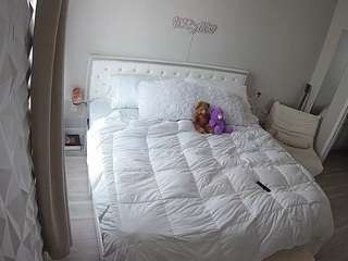 voyeurcam-whitneyoc-01