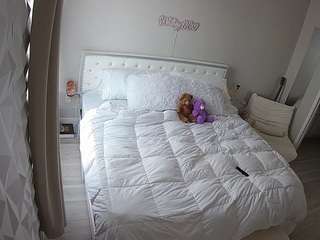 voyeurcam-whitneyoc-01