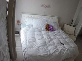 voyeurcam-whitneyoc-01