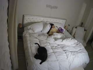 voyeurcam-whitneyoc-01