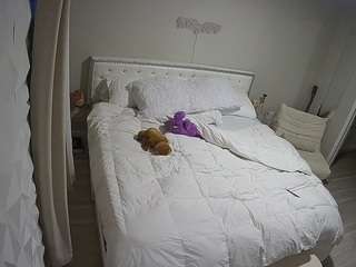 voyeurcam-whitneyoc-01