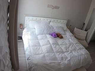 voyeurcam-whitneyoc-01