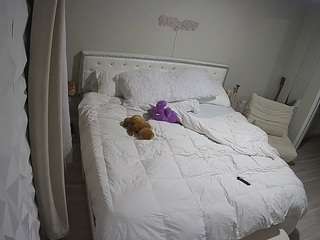 voyeurcam-whitneyoc-01