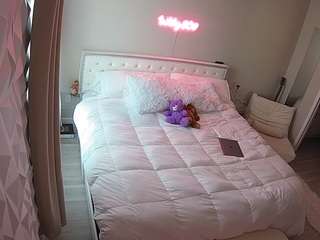 voyeurcam-whitneyoc-01