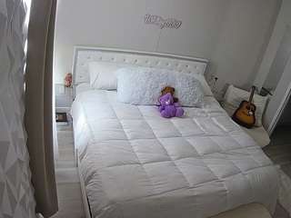 voyeurcam-whitneyoc-01