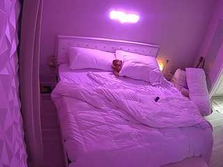 voyeurcam-whitneyoc-01