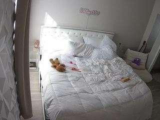 voyeurcam-whitneyoc-01