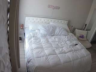 voyeurcam-whitne... Live Webcam on CamSoda