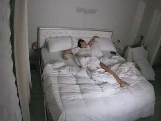 voyeurcam-whitneyoc-01