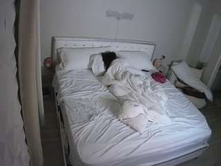 voyeurcam-whitneyoc-01