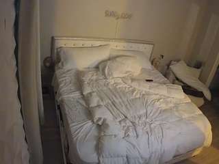 voyeurcam-whitneyoc-01