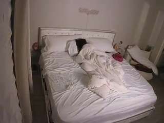 voyeurcam-whitneyoc-01
