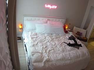 voyeurcam-whitneyoc-01