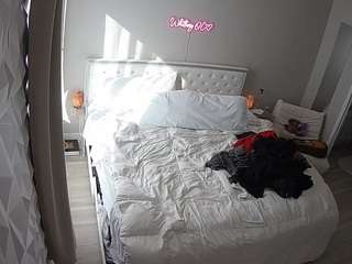 voyeurcam-whitneyoc-01