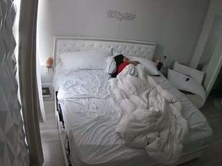 voyeurcam-whitne... Live Webcam on CamSoda