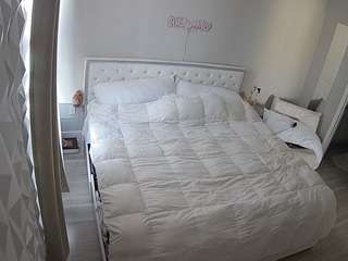 voyeurcam-whitne... Live Webcam on CamSoda