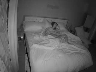 voyeurcam-whitneyoc-01