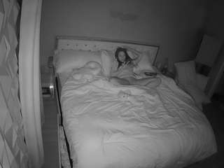 voyeurcam-whitneyoc-01
