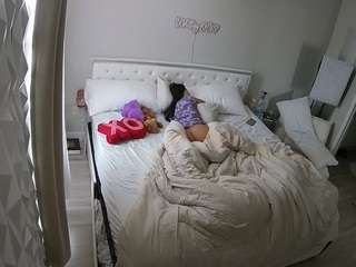 voyeurcam-whitneyoc-01