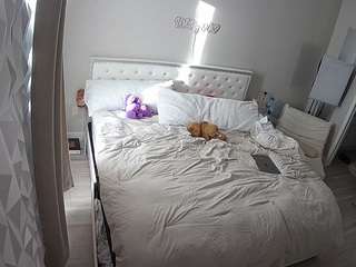 voyeurcam-whitneyoc-01