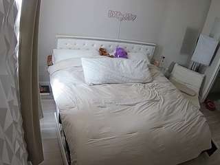 voyeurcam-whitneyoc-01