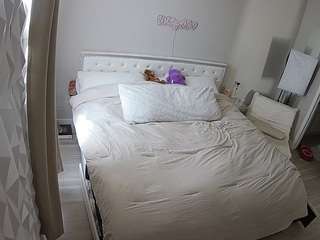 voyeurcam-whitneyoc-01