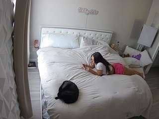 voyeurcam-whitneyoc-01