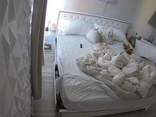 voyeurcam-whitneyoc-01
