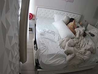 voyeurcam-whitneyoc-01
