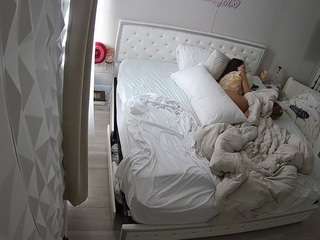 voyeurcam-whitneyoc-01