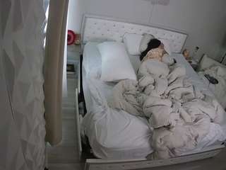 voyeurcam-whitneyoc-01