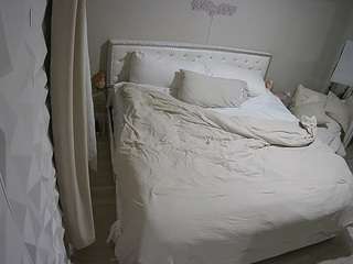 voyeurcam-whitneyoc-01