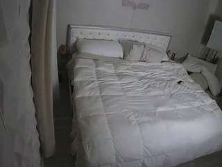 voyeurcam-whitneyoc-01