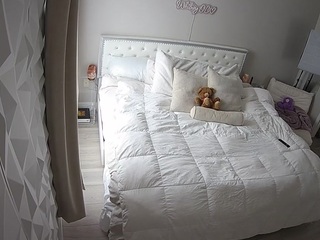 voyeurcam-whitneyoc-01