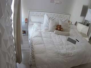voyeurcam-whitneyoc-01