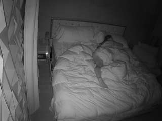 voyeurcam-whitne... Live Webcam on CamSoda