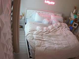 voyeurcam-whitneyoc-01