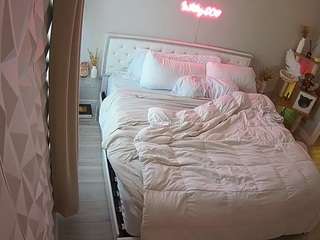 voyeurcam-whitneyoc-01