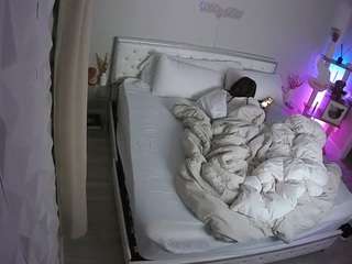 voyeurcam-whitne... Live Webcam on CamSoda