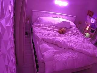 voyeurcam-whitneyoc-01