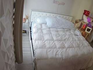 voyeurcam-whitneyoc-01