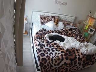 voyeurcam-whitne... Live Webcam on CamSoda