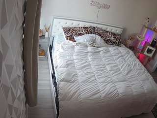 voyeurcam-whitneyoc-01