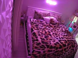 voyeurcam-whitne... Live Webcam on CamSoda