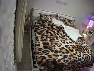 voyeurcam-whitneyoc-01